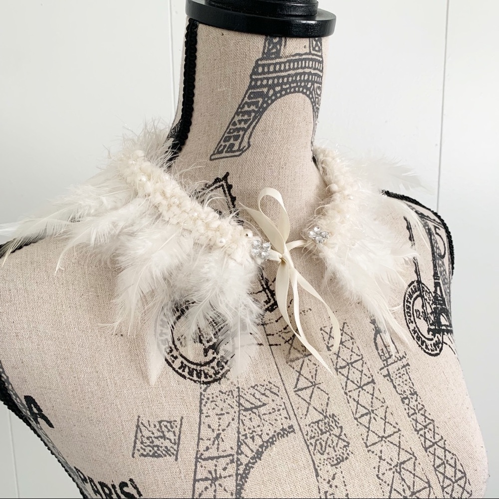 Feather necklace